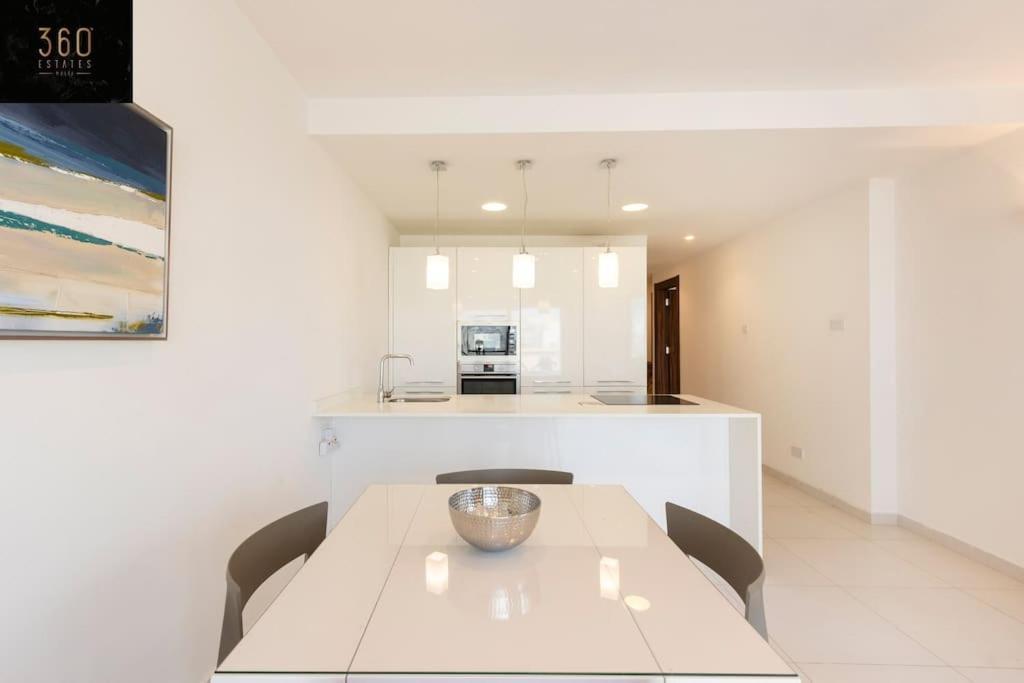 Modern 2Br Apt In The Quaint Village Of Marsaskala & Ac By 360 Estates Экстерьер фото